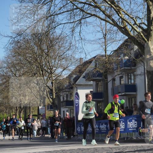 06.04.2025 - 44. Internationalen Wilhelmsburger Insellauf Luisa Fischer http://msf.ph/oto/7579359 06.04.2025 10:44:21 Ziel 351, 156, 31, 3030, 3279 meine-sportfotos.de