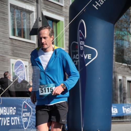 06.04.2025 - 44. Internationalen Wilhelmsburger Insellauf A. Gomolzig http://msf.ph/oto/7579373 06.04.2025 10:25:24 Ziel 3591, 4079, 5115 meine-sportfotos.de