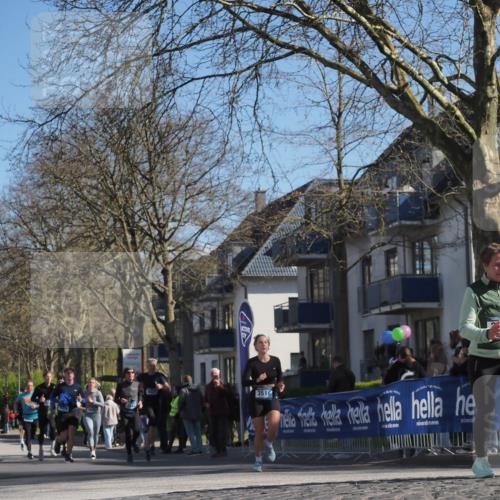 06.04.2025 - 44. Internationalen Wilhelmsburger Insellauf Luisa Fischer http://msf.ph/oto/7579409 06.04.2025 10:44:22 Ziel 3518 meine-sportfotos.de