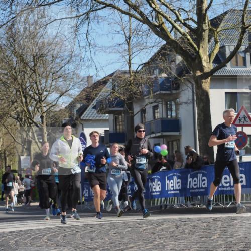06.04.2025 - 44. Internationalen Wilhelmsburger Insellauf Luisa Fischer http://msf.ph/oto/7579511 06.04.2025 10:44:26 Ziel 3910, 5087, 5088, 3982, 4025 meine-sportfotos.de