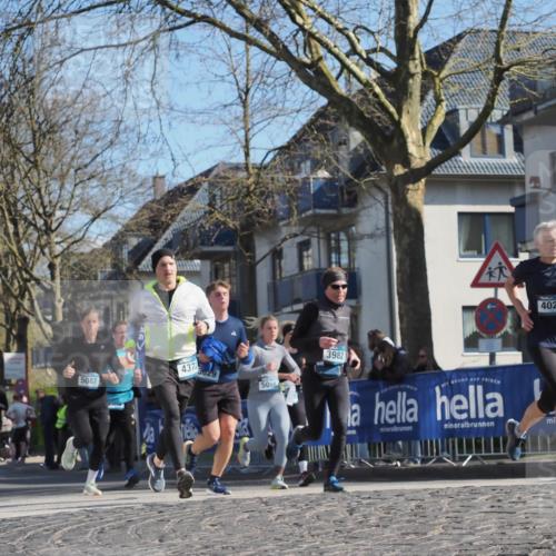 06.04.2025 - 44. Internationalen Wilhelmsburger Insellauf Luisa Fischer http://msf.ph/oto/7579523 06.04.2025 10:44:27 Ziel 3982, 4025, 5087, 4372, 3629, 5088 meine-sportfotos.de