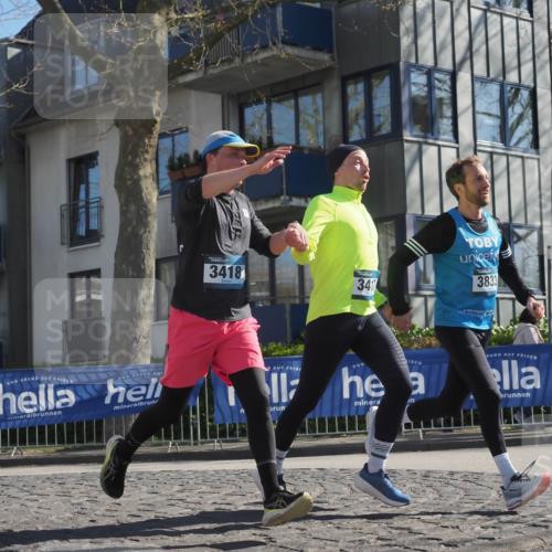 06.04.2025 - 44. Internationalen Wilhelmsburger Insellauf Luisa Fischer http://msf.ph/oto/7579543 06.04.2025 10:39:29 Ziel 3418, 341, 3833 meine-sportfotos.de