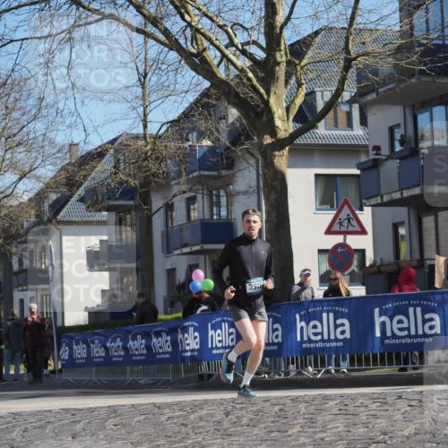 06.04.2025 - 44. Internationalen Wilhelmsburger Insellauf Luisa Fischer http://msf.ph/oto/7579613 06.04.2025 10:44:32 Ziel 3916 meine-sportfotos.de