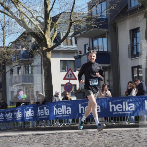 06.04.2025 - 44. Internationalen Wilhelmsburger Insellauf Luisa Fischer http://msf.ph/oto/7579634 06.04.2025 10:44:33 Ziel 3916 meine-sportfotos.de