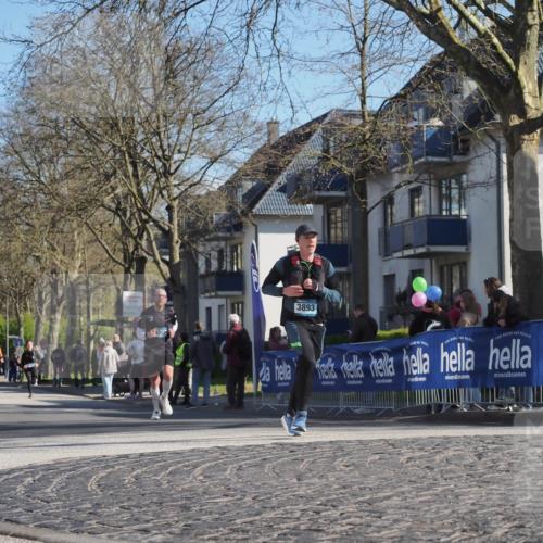 06.04.2025 - 44. Internationalen Wilhelmsburger Insellauf Luisa Fischer http://msf.ph/oto/7579679 06.04.2025 10:44:38 Ziel 4092, 3893 meine-sportfotos.de