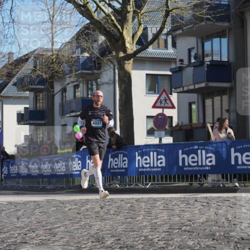 06.04.2025 - 44. Internationalen Wilhelmsburger Insellauf Luisa Fischer http://msf.ph/oto/7579791 06.04.2025 10:44:41 Ziel 4097 meine-sportfotos.de