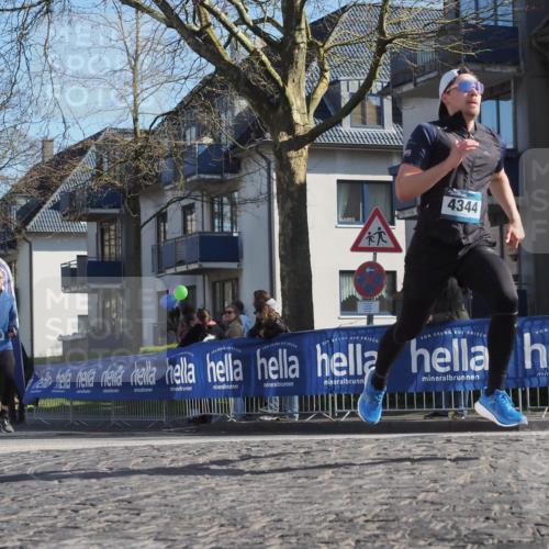 06.04.2025 - 44. Internationalen Wilhelmsburger Insellauf Luisa Fischer http://msf.ph/oto/7579793 06.04.2025 10:39:42 Ziel 4344, 3729 meine-sportfotos.de