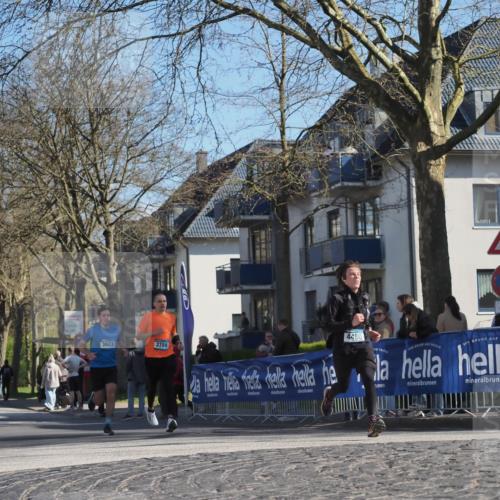 06.04.2025 - 44. Internationalen Wilhelmsburger Insellauf Luisa Fischer http://msf.ph/oto/7579833 06.04.2025 10:44:46 Ziel 3603, 3789, 4480 meine-sportfotos.de