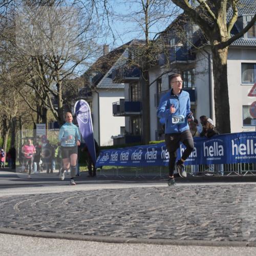 06.04.2025 - 44. Internationalen Wilhelmsburger Insellauf Luisa Fischer http://msf.ph/oto/7579847 06.04.2025 10:39:43 Ziel 3887, 3729 meine-sportfotos.de