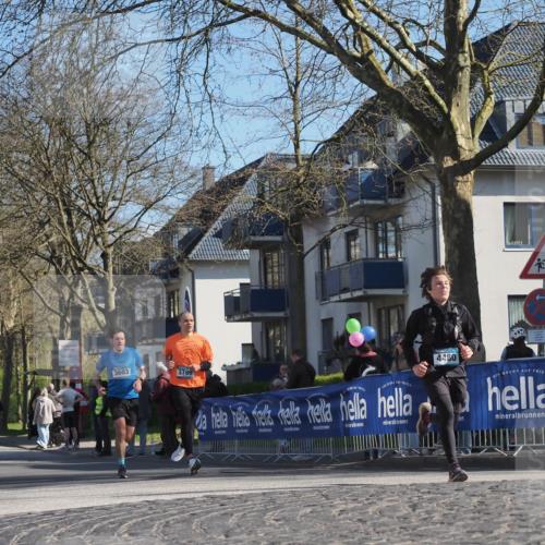06.04.2025 - 44. Internationalen Wilhelmsburger Insellauf Luisa Fischer http://msf.ph/oto/7579850 06.04.2025 10:44:47 Ziel 3603, 3789, 4480 meine-sportfotos.de