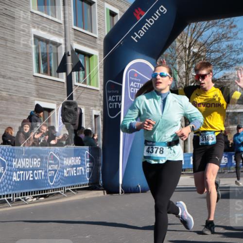 06.04.2025 - 44. Internationalen Wilhelmsburger Insellauf A. Gomolzig http://msf.ph/oto/7579892 06.04.2025 10:22:46 Ziel 3020, 3185, 3395, 4081, 4378 meine-sportfotos.de