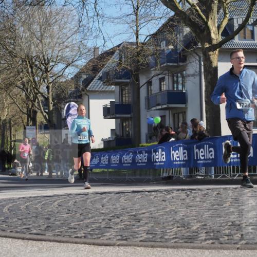 06.04.2025 - 44. Internationalen Wilhelmsburger Insellauf Luisa Fischer http://msf.ph/oto/7579896 06.04.2025 10:39:44 Ziel 3887, 3729 meine-sportfotos.de