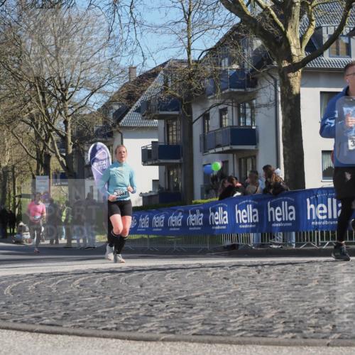 06.04.2025 - 44. Internationalen Wilhelmsburger Insellauf Luisa Fischer http://msf.ph/oto/7579909 06.04.2025 10:39:44 Ziel 3887, 3729 meine-sportfotos.de