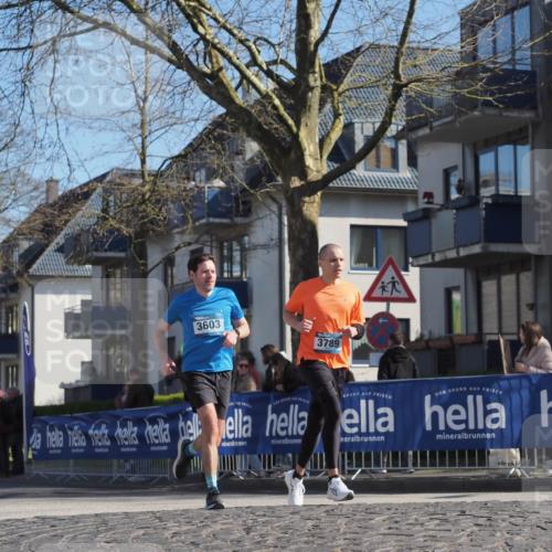 06.04.2025 - 44. Internationalen Wilhelmsburger Insellauf Luisa Fischer http://msf.ph/oto/7579956 06.04.2025 10:44:49 Ziel 3603, 3789 meine-sportfotos.de