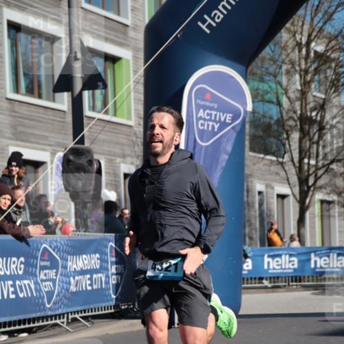 06.04.2025 - 44. Internationalen Wilhelmsburger Insellauf A. Gomolzig http://msf.ph/oto/7580164 06.04.2025 10:21:18 Ziel 3161, 4321 meine-sportfotos.de