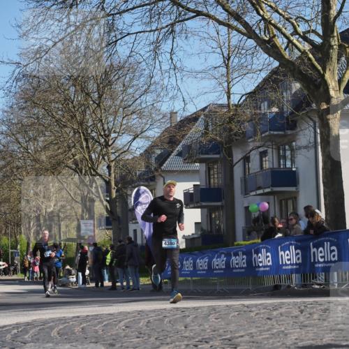 06.04.2025 - 44. Internationalen Wilhelmsburger Insellauf Luisa Fischer http://msf.ph/oto/7580238 06.04.2025 10:39:51 Ziel 4380 meine-sportfotos.de