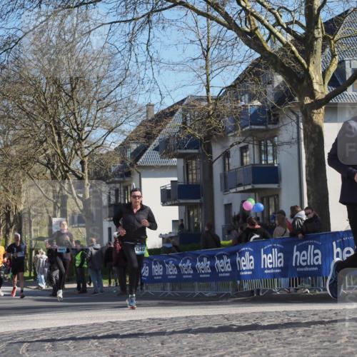 06.04.2025 - 44. Internationalen Wilhelmsburger Insellauf Luisa Fischer http://msf.ph/oto/7580253 06.04.2025 10:45:05 Ziel 517, 4601, 4340, 3992 meine-sportfotos.de