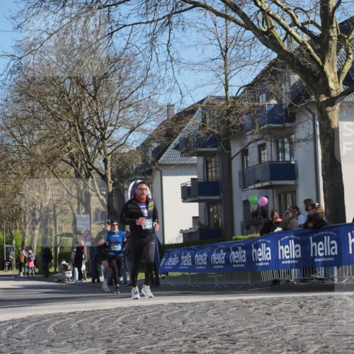 06.04.2025 - 44. Internationalen Wilhelmsburger Insellauf Luisa Fischer http://msf.ph/oto/7580448 06.04.2025 10:39:54 Ziel 4501 meine-sportfotos.de