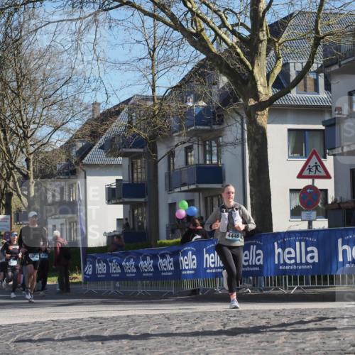06.04.2025 - 44. Internationalen Wilhelmsburger Insellauf Luisa Fischer http://msf.ph/oto/7580457 06.04.2025 10:45:15 Ziel 4448, 3052, 3956, 4100 meine-sportfotos.de