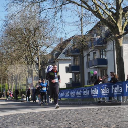 06.04.2025 - 44. Internationalen Wilhelmsburger Insellauf Luisa Fischer http://msf.ph/oto/7580458 06.04.2025 10:39:54 Ziel 4501 meine-sportfotos.de