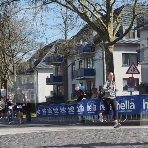 06.04.2025 - 44. Internationalen Wilhelmsburger Insellauf Luisa Fischer http://msf.ph/oto/7580469 06.04.2025 10:45:15 Ziel 3956, 4448 meine-sportfotos.de