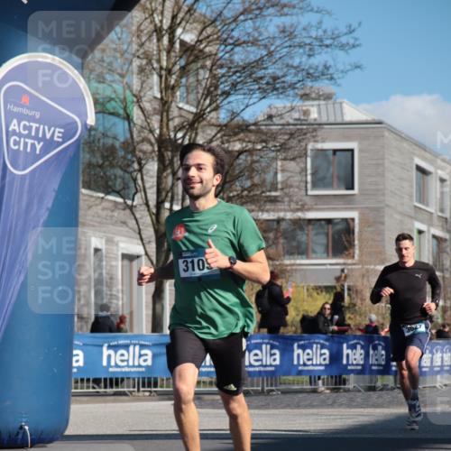 06.04.2025 - 44. Internationalen Wilhelmsburger Insellauf A. Gomolzig http://msf.ph/oto/7580486 06.04.2025 10:19:05 Ziel 3027, 3103 meine-sportfotos.de