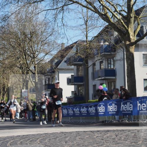 06.04.2025 - 44. Internationalen Wilhelmsburger Insellauf Luisa Fischer http://msf.ph/oto/7580518 06.04.2025 10:45:16 Ziel 3052, 3956 meine-sportfotos.de