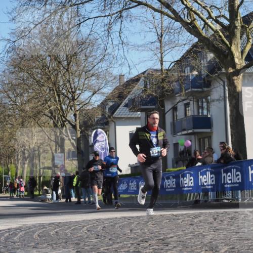 06.04.2025 - 44. Internationalen Wilhelmsburger Insellauf Luisa Fischer http://msf.ph/oto/7580519 06.04.2025 10:39:55 Ziel 3501, 438, 4501, 5130 meine-sportfotos.de