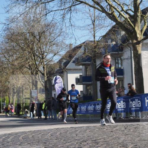 06.04.2025 - 44. Internationalen Wilhelmsburger Insellauf Luisa Fischer http://msf.ph/oto/7580546 06.04.2025 10:39:55 Ziel 513, 450 meine-sportfotos.de