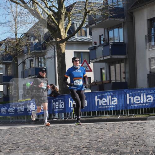 06.04.2025 - 44. Internationalen Wilhelmsburger Insellauf Luisa Fischer http://msf.ph/oto/7580630 06.04.2025 10:39:57 Ziel 389, 4501 meine-sportfotos.de