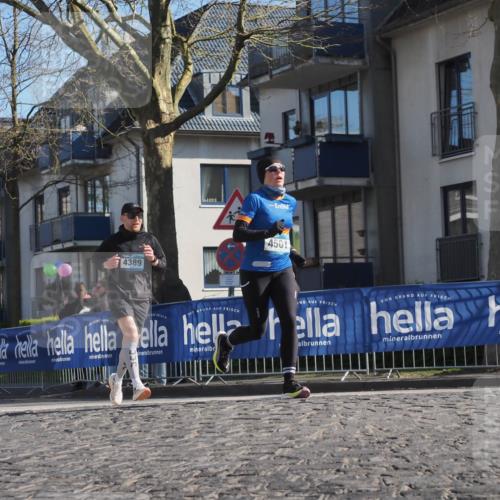 06.04.2025 - 44. Internationalen Wilhelmsburger Insellauf Luisa Fischer http://msf.ph/oto/7580652 06.04.2025 10:39:58 Ziel 4389, 4501 meine-sportfotos.de