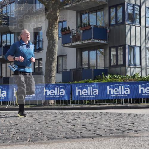 06.04.2025 - 44. Internationalen Wilhelmsburger Insellauf Luisa Fischer http://msf.ph/oto/7580705 06.04.2025 10:40:06 Ziel 001 meine-sportfotos.de