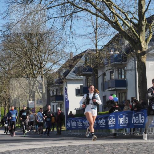 06.04.2025 - 44. Internationalen Wilhelmsburger Insellauf Luisa Fischer http://msf.ph/oto/7580709 06.04.2025 10:45:19 Ziel 4302, 4301, 456, 3678, 3218, 3052 meine-sportfotos.de