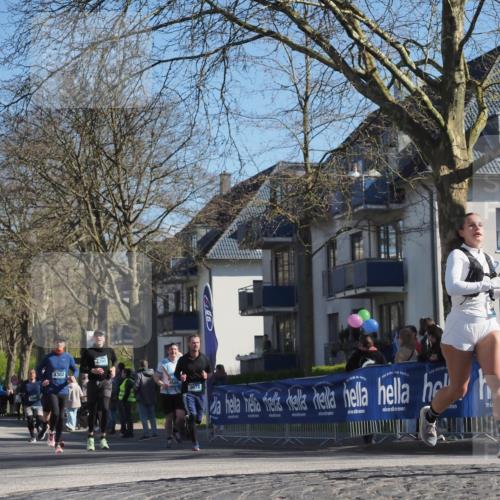 06.04.2025 - 44. Internationalen Wilhelmsburger Insellauf Luisa Fischer http://msf.ph/oto/7580769 06.04.2025 10:45:20 Ziel 601, 3873, 4302, 4301, 3678 meine-sportfotos.de