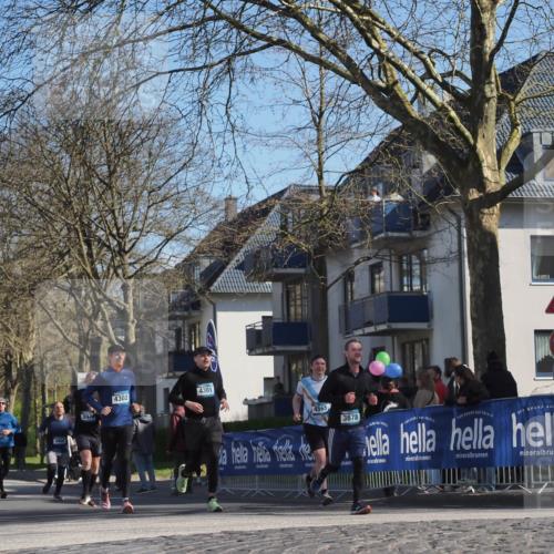 06.04.2025 - 44. Internationalen Wilhelmsburger Insellauf Luisa Fischer http://msf.ph/oto/7580850 06.04.2025 10:45:22 Ziel 3978, 4302, 4301, 4565, 3678 meine-sportfotos.de