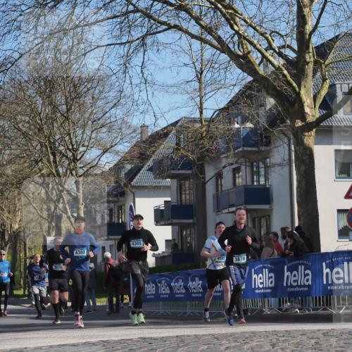 06.04.2025 - 44. Internationalen Wilhelmsburger Insellauf Luisa Fischer http://msf.ph/oto/7580863 06.04.2025 10:45:22 Ziel 4352, 3873, 397, 4302, 4301, 4565, 3678 meine-sportfotos.de