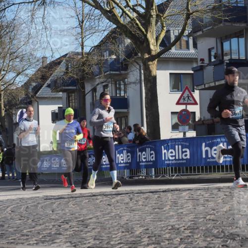 06.04.2025 - 44. Internationalen Wilhelmsburger Insellauf Luisa Fischer http://msf.ph/oto/7580867 06.04.2025 10:40:15 Ziel 3574, 3263, 4139, 3974, 3617 meine-sportfotos.de