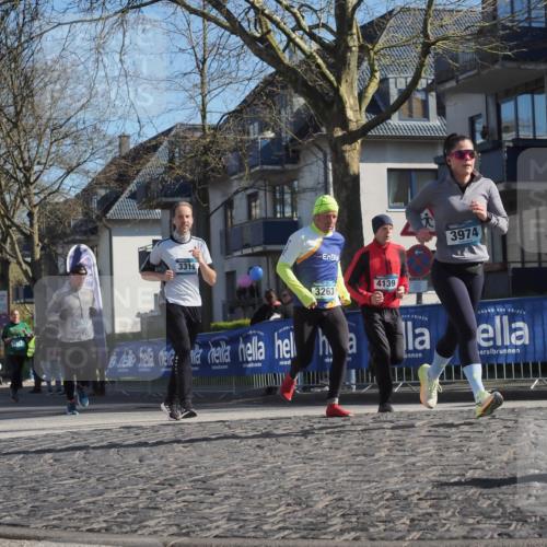 06.04.2025 - 44. Internationalen Wilhelmsburger Insellauf Luisa Fischer http://msf.ph/oto/7580910 06.04.2025 10:40:16 Ziel 3021, 3319, 3263, 4139, 3974 meine-sportfotos.de
