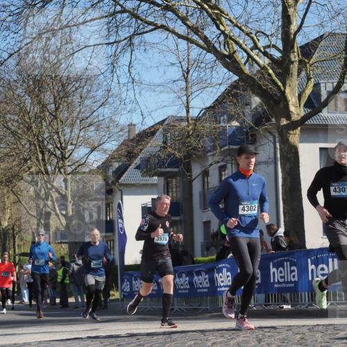06.04.2025 - 44. Internationalen Wilhelmsburger Insellauf Luisa Fischer http://msf.ph/oto/7580978 06.04.2025 10:45:25 Ziel 3873, 3866, 3978, 4302, 4301 meine-sportfotos.de