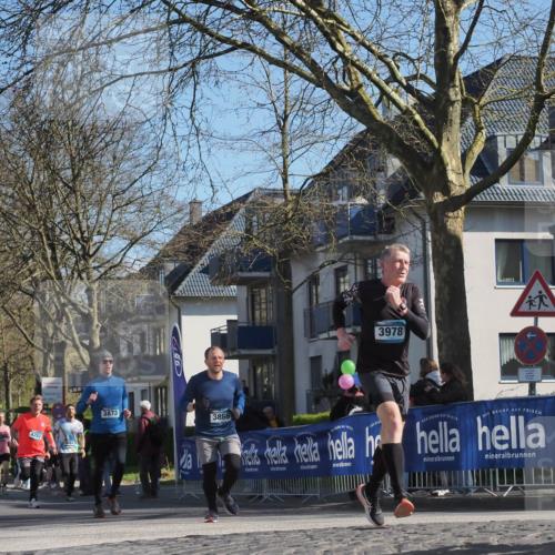 06.04.2025 - 44. Internationalen Wilhelmsburger Insellauf Luisa Fischer http://msf.ph/oto/7581016 06.04.2025 10:45:26 Ziel 4352, 3978, 3873, 3866 meine-sportfotos.de