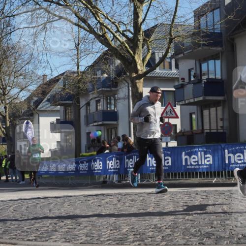 06.04.2025 - 44. Internationalen Wilhelmsburger Insellauf Luisa Fischer http://msf.ph/oto/7581094 06.04.2025 10:40:18 Ziel 30, 3574, 3319 meine-sportfotos.de