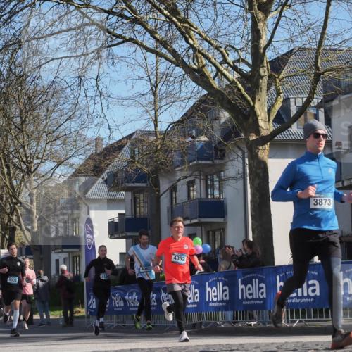 06.04.2025 - 44. Internationalen Wilhelmsburger Insellauf Luisa Fischer http://msf.ph/oto/7581131 06.04.2025 10:45:29 Ziel 4180, 5003, 3873, 4194, 4063, 4352 meine-sportfotos.de