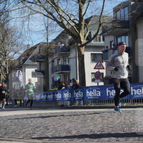 06.04.2025 - 44. Internationalen Wilhelmsburger Insellauf Luisa Fischer http://msf.ph/oto/7581135 06.04.2025 10:40:19 Ziel 302, 357 meine-sportfotos.de
