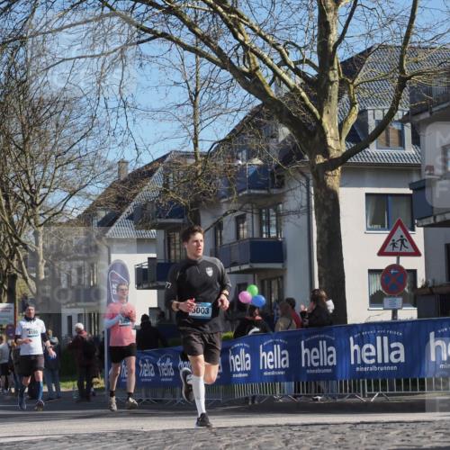 06.04.2025 - 44. Internationalen Wilhelmsburger Insellauf Luisa Fischer http://msf.ph/oto/7581223 06.04.2025 10:45:31 Ziel 4180, 3851, 72, 3003 meine-sportfotos.de
