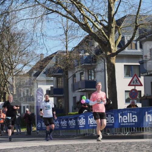 06.04.2025 - 44. Internationalen Wilhelmsburger Insellauf Luisa Fischer http://msf.ph/oto/7581320 06.04.2025 10:45:33 Ziel 4180 meine-sportfotos.de