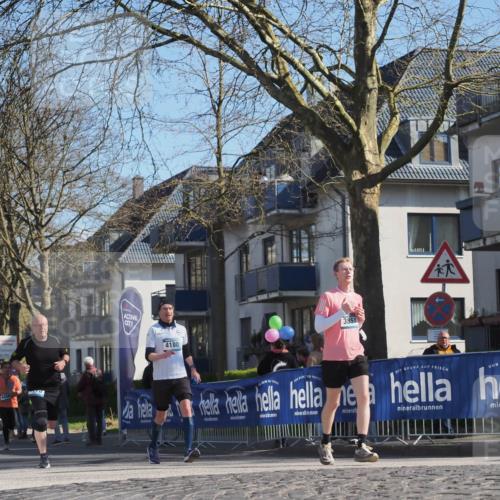 06.04.2025 - 44. Internationalen Wilhelmsburger Insellauf Luisa Fischer http://msf.ph/oto/7581328 06.04.2025 10:45:33 Ziel 38, 4180, 3851 meine-sportfotos.de