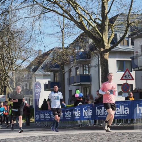 06.04.2025 - 44. Internationalen Wilhelmsburger Insellauf Luisa Fischer http://msf.ph/oto/7581341 06.04.2025 10:45:34 Ziel 4180, 851 meine-sportfotos.de