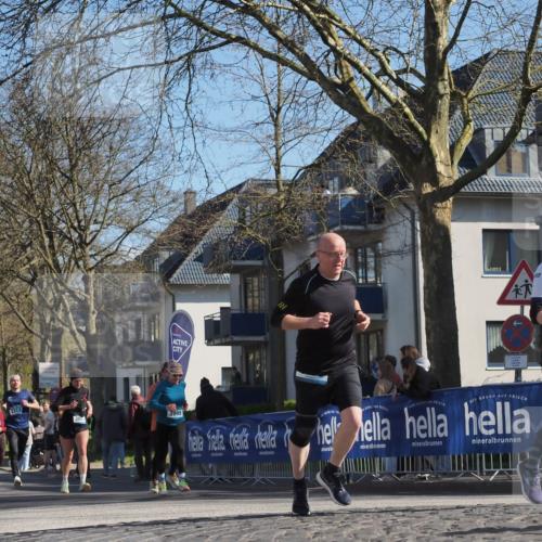 06.04.2025 - 44. Internationalen Wilhelmsburger Insellauf Luisa Fischer http://msf.ph/oto/7581427 06.04.2025 10:45:36 Ziel 3550, 3313, 3999, 227, 4180 meine-sportfotos.de
