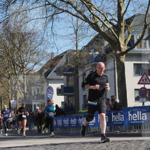 06.04.2025 - 44. Internationalen Wilhelmsburger Insellauf Luisa Fischer http://msf.ph/oto/7581433 06.04.2025 10:45:36 Ziel 4180, 3867 meine-sportfotos.de