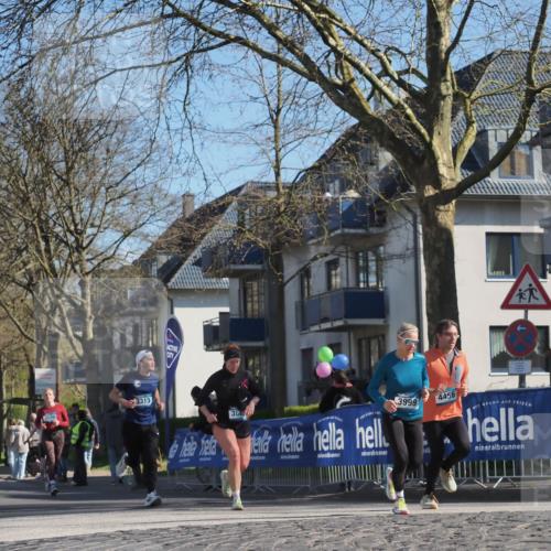 06.04.2025 - 44. Internationalen Wilhelmsburger Insellauf Luisa Fischer http://msf.ph/oto/7581497 06.04.2025 10:45:38 Ziel 3313, 386, 3999, 4456 meine-sportfotos.de